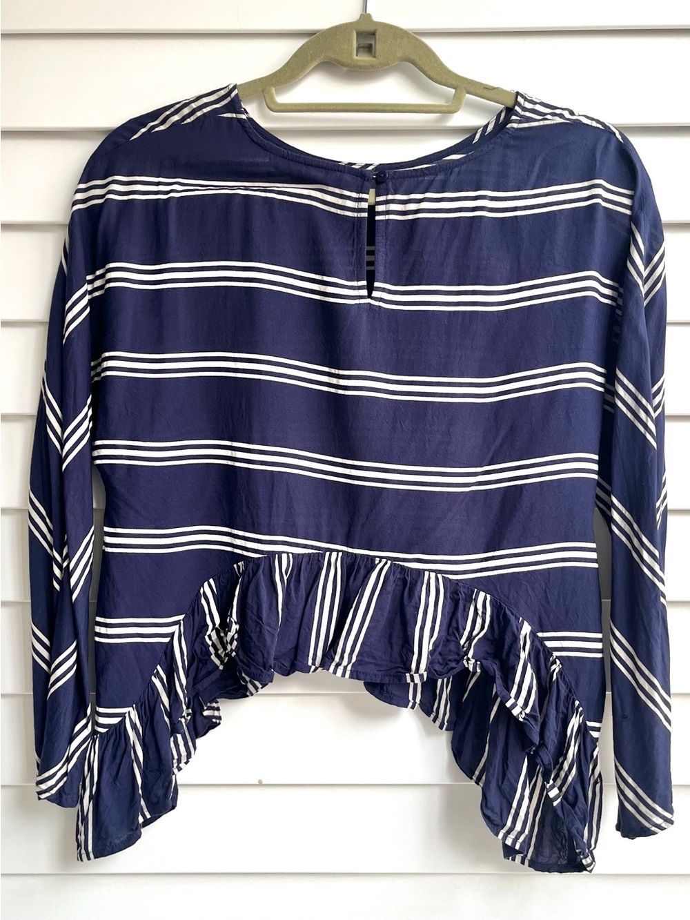 Zara Ruffle Hem Top - Picture 7 of 13